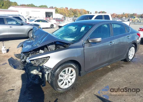 2017 Nissan Altima 2.5 S z USA, uszkodzony, nr VIN 1N4AL3AP5HN360636